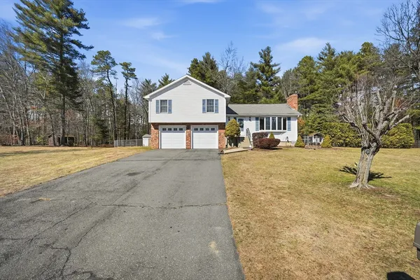 $535,000 | 62 Campbell Drive, Easthampton, MA 01027