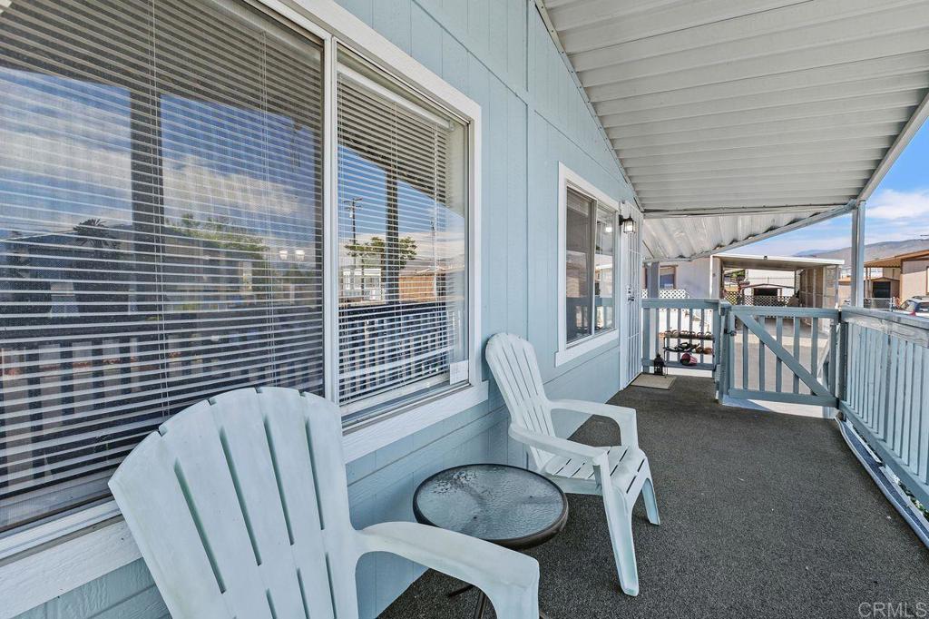 530 West Devonshire Avenue, Unit 84 Hemet, CA 92543 - Photo 7 of 36 a view of a livingroom with furniture