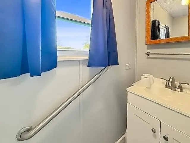 $109,900 | 6 North Cranberry Lane, Rochester, NH 03867