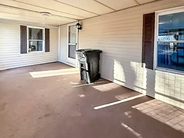 $109,900 | 6 North Cranberry Lane, Rochester, NH 03867