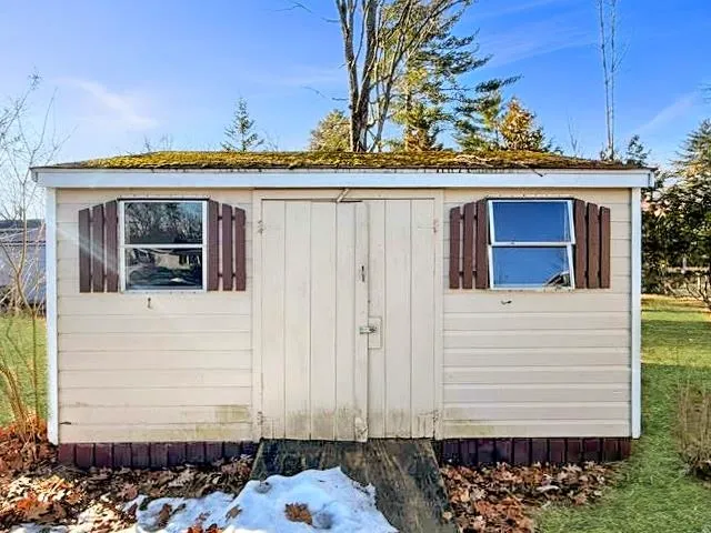 $109,900 | 6 North Cranberry Lane, Rochester, NH 03867