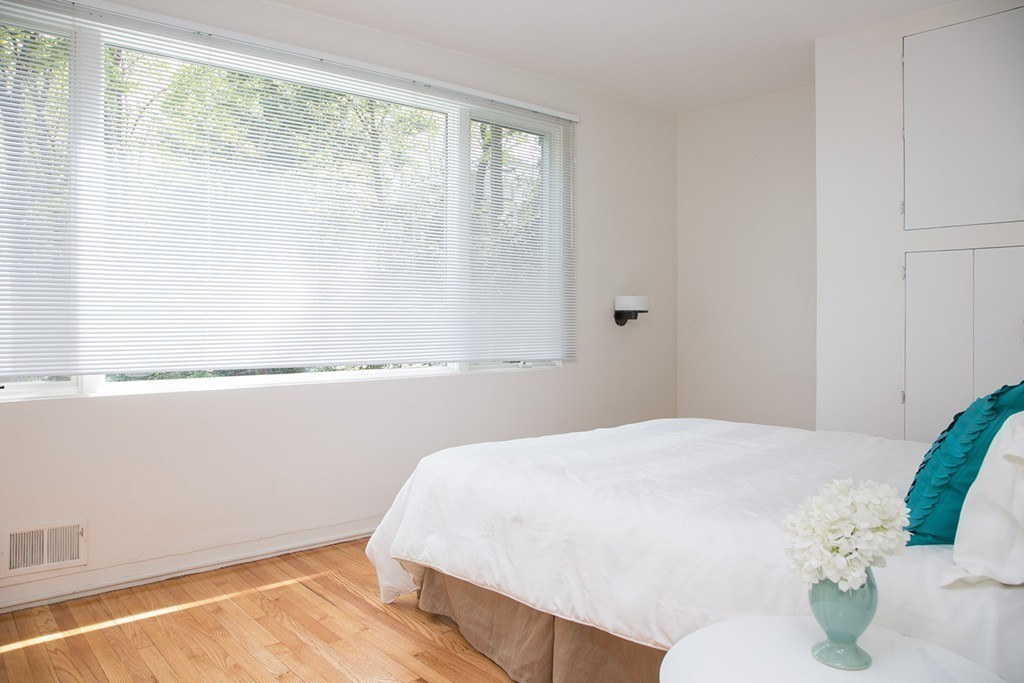 5 Moon Hill Road Lexington, MA 02421 - Photo 9 of 16