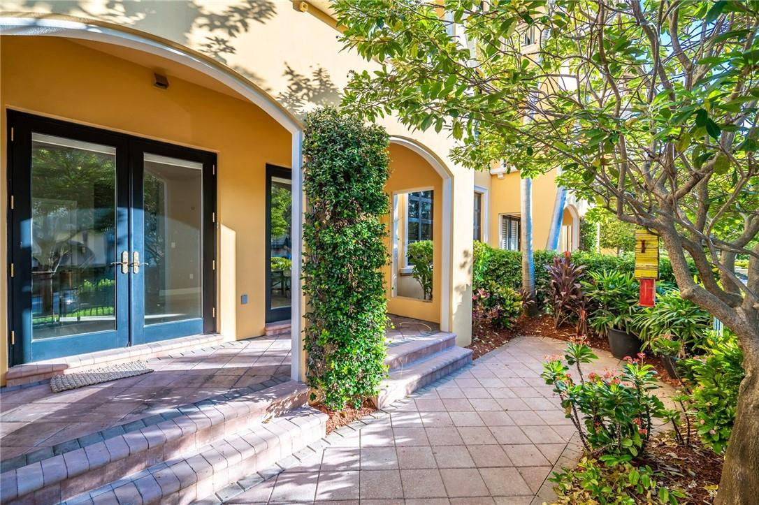200 East Palmetto Park Road, Unit TH5 Boca Raton, FL 33432 - Photo 6 of 53 Photo 6