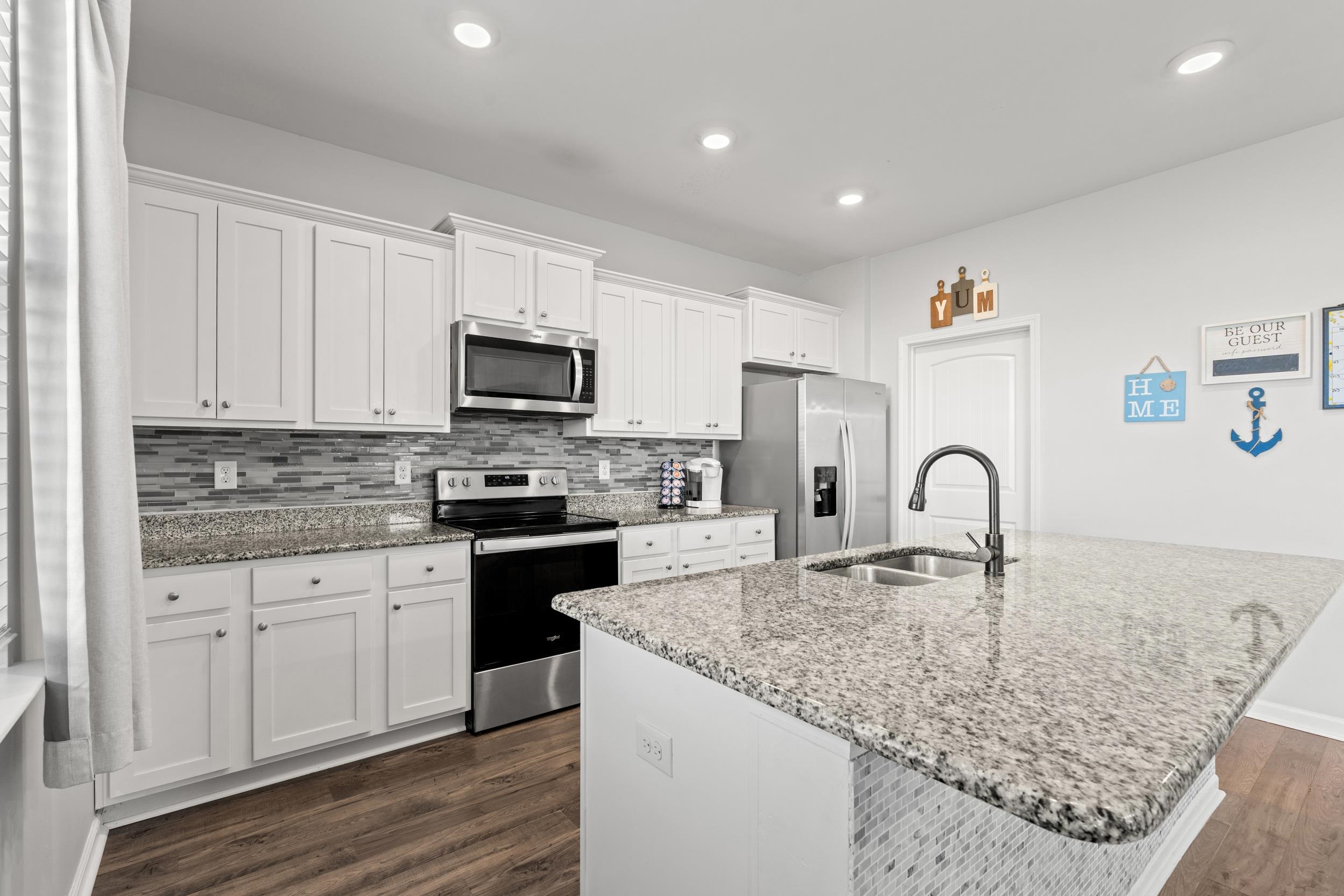 420 SunForest Way Conway, SC 29526 - Photo 8 of 37