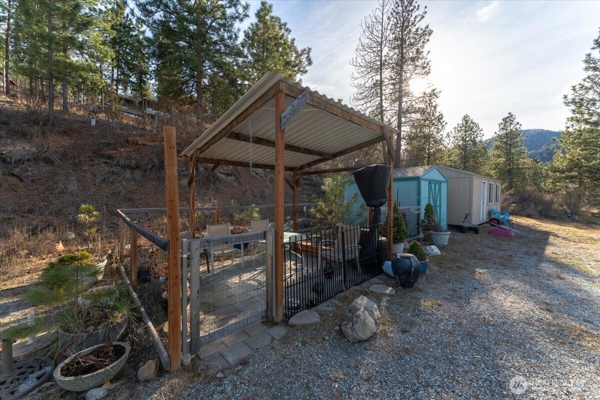 990 Upper Ridge Road Chelan, WA 98816 - Photo 28 of 37 Gallery Image 28