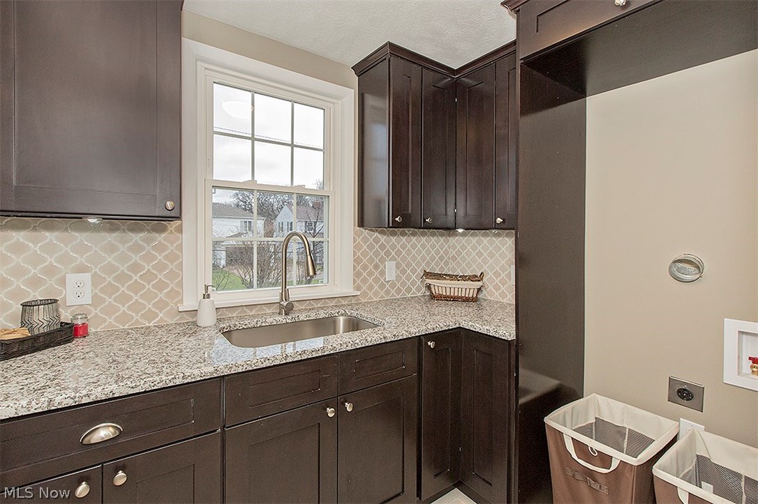 22061 Rye Road Beachwood, OH 44122 - Photo 31 of 35 Gallery Image 31