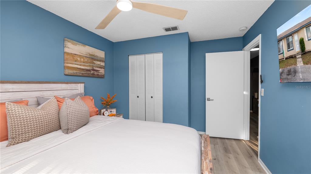 628 Ridge Terrace Winter Haven, FL 33881 - Photo 20 of 44 a bedroom with a bed and a window
