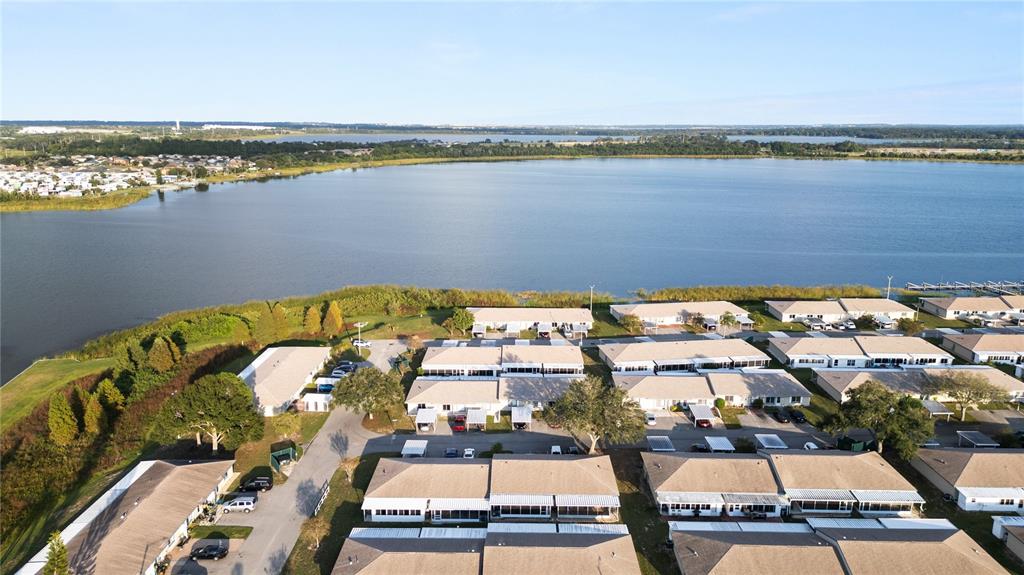 628 Ridge Terrace Winter Haven, FL 33881 - Photo 40 of 44 a view of a city and an ocean view