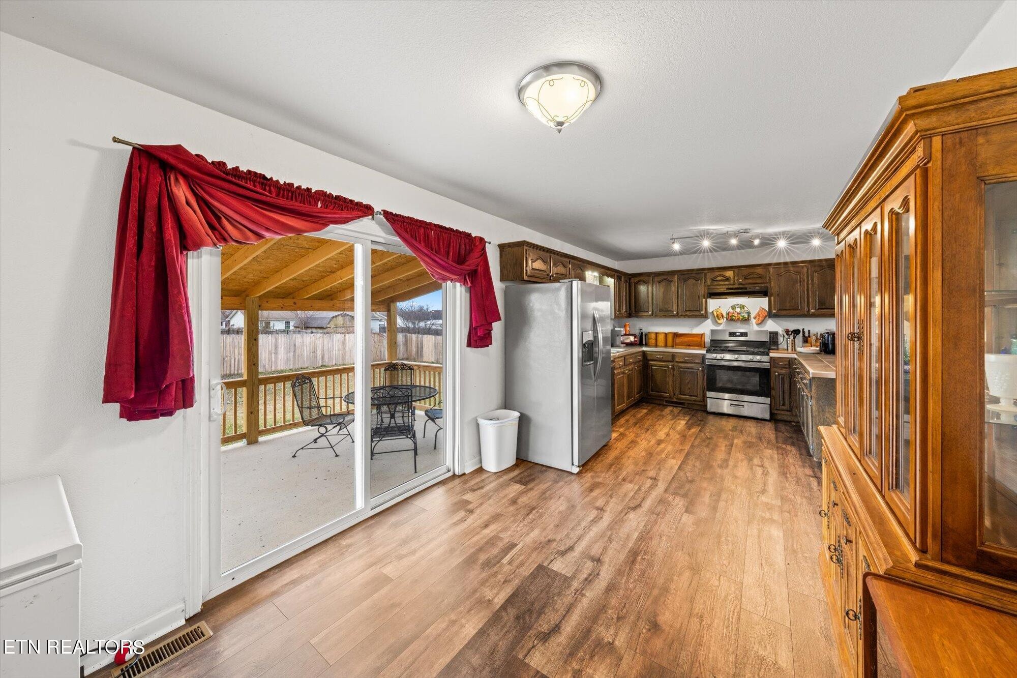 1035 Cook Road Crossville, TN 38555 - Photo 10 of 29 Gallery Image 10