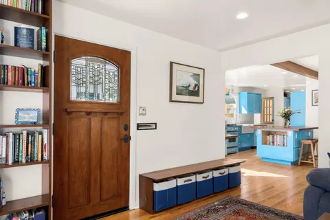 $1,285,000 | 609 Oak Drive, Capitola, CA 95010