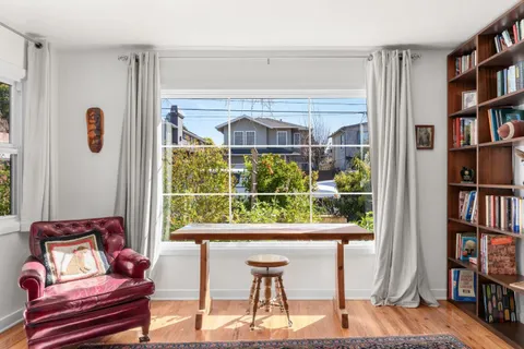 $1,285,000 | 609 Oak Drive, Capitola, CA 95010