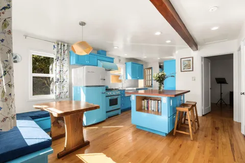 $1,285,000 | 609 Oak Drive, Capitola, CA 95010