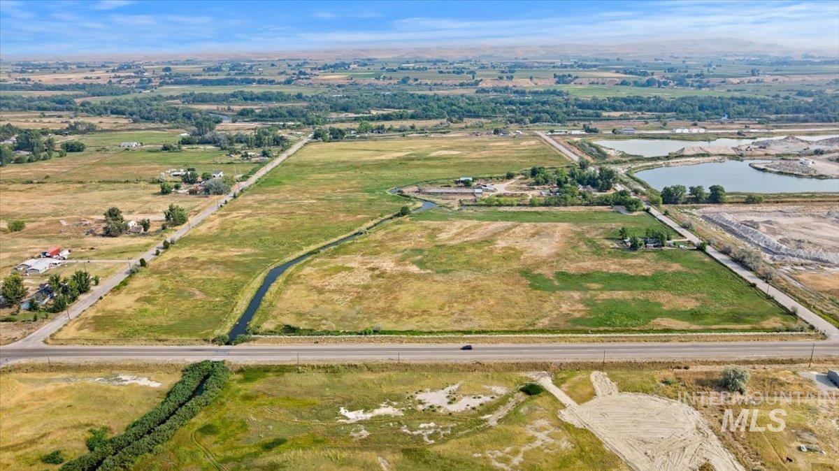 1627 Union Road Emmett, ID 83617 - Photo 2 of 18 Gallery Image 2