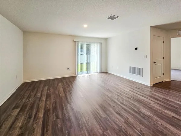 $1,735 | Undisclosed Address, Ocala, FL 34472