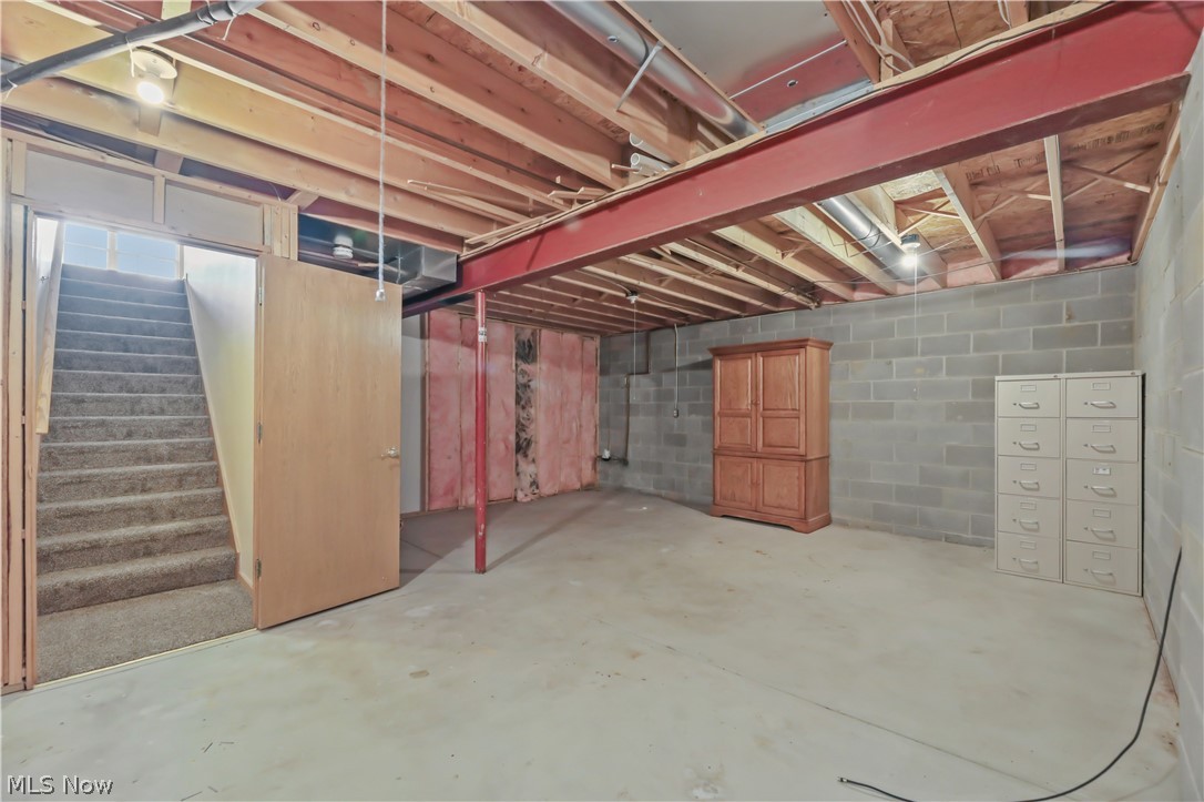 1701 Woods Road Akron, OH 44306 - Photo 43 of 43