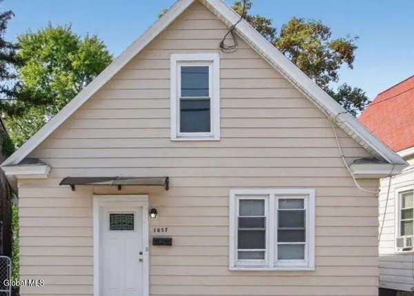 $186,900 | 1857 Foster Avenue, Schenectady, NY 12308