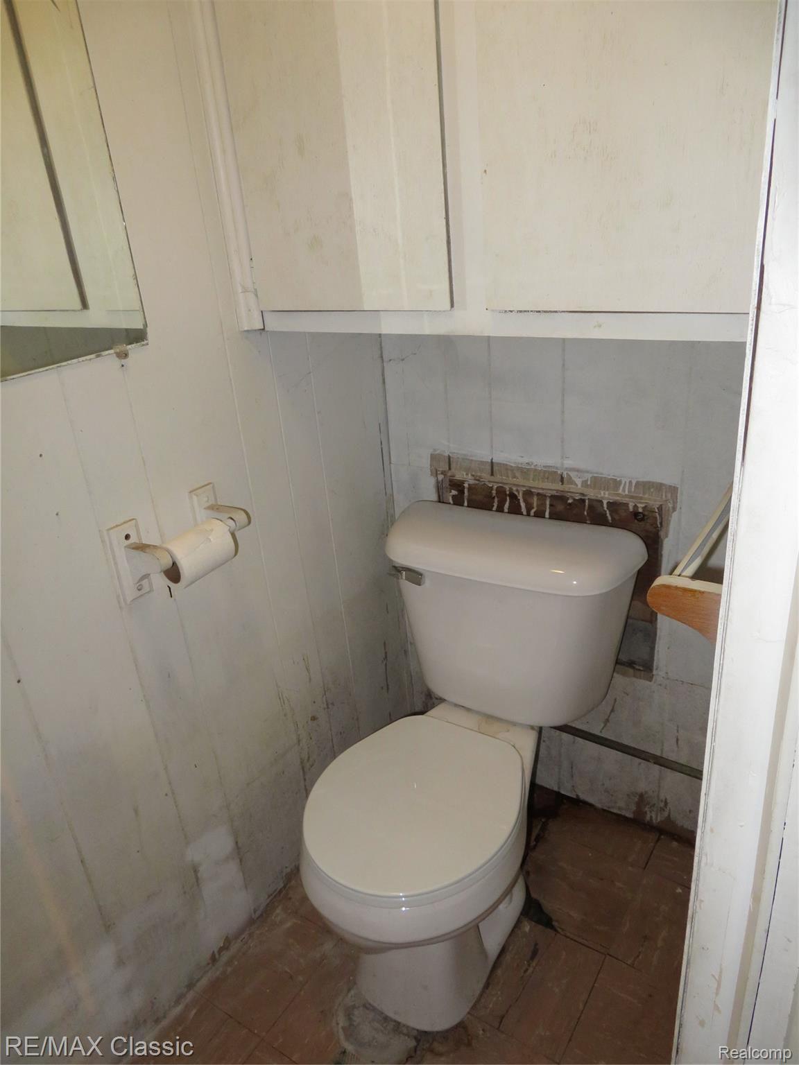 25514 Graham Road Redford, MI 48239 - Photo 17 of 29 IMG_6813.JPG