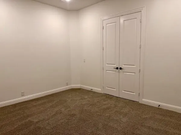 $3,300 | 4210 Bel Air Drive, Midlothian, TX 76065