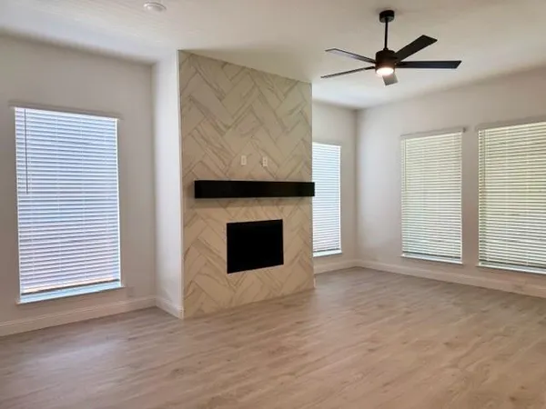 $3,300 | 4210 Bel Air Drive, Midlothian, TX 76065