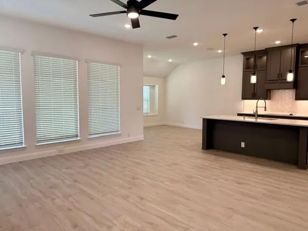 $3,300 | 4210 Bel Air Drive, Midlothian, TX 76065