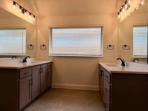 $3,300 | 4210 Bel Air Drive, Midlothian, TX 76065