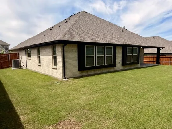 $3,300 | 4210 Bel Air Drive, Midlothian, TX 76065