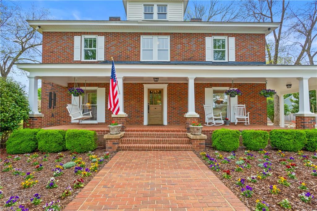 406 Lindley Road Greensboro, NC 27410 - Photo 1 of 50 Gallery Image 1