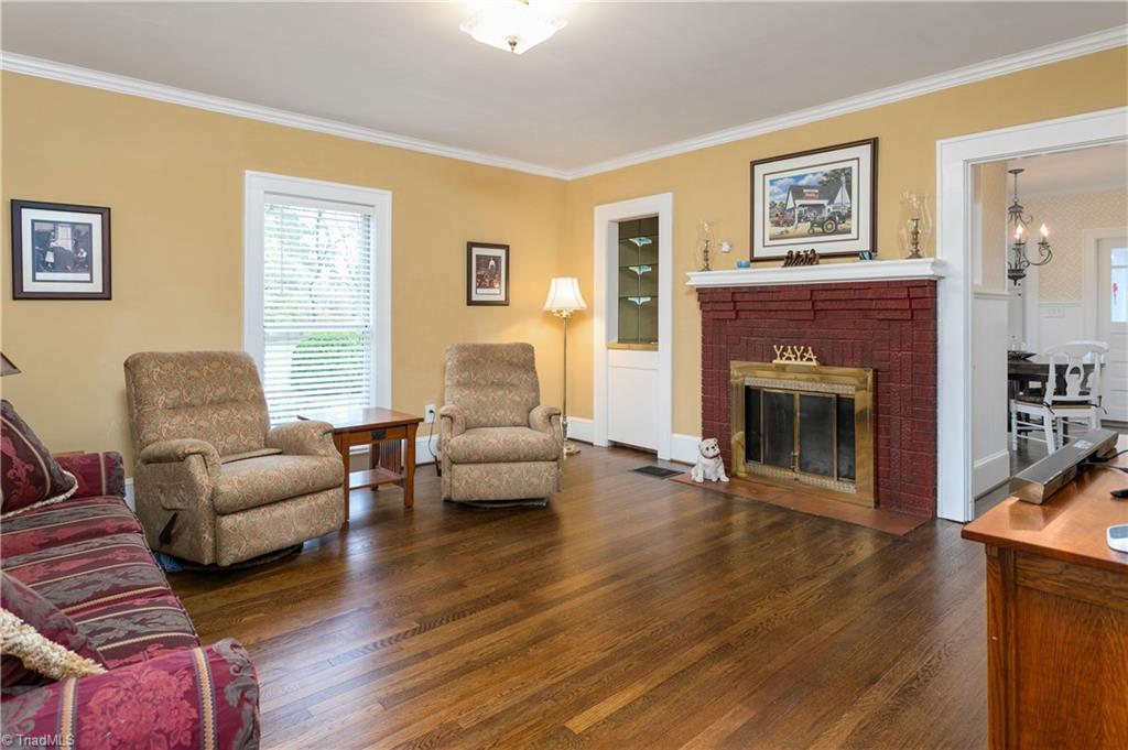 406 Lindley Road Greensboro, NC 27410 - Photo 16 of 50 Gallery Image 16