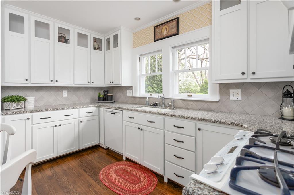 406 Lindley Road Greensboro, NC 27410 - Photo 21 of 50 Gallery Image 21