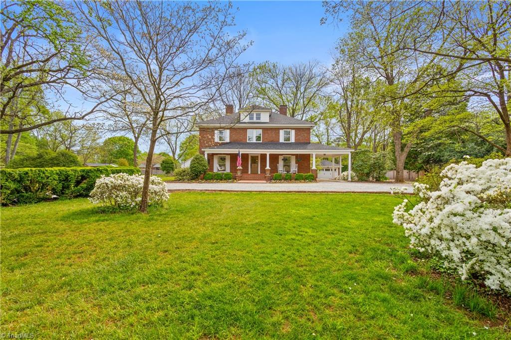 406 Lindley Road Greensboro, NC 27410 - Photo 4 of 50 Gallery Image 4