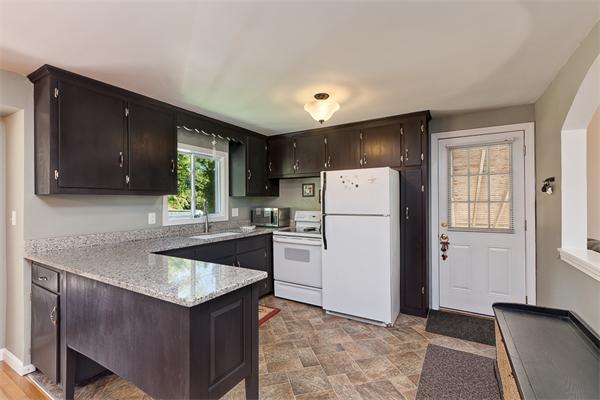 45 Hilldale Road Ashland, MA 01721 - Photo 7 of 27 Gallery Image 7
