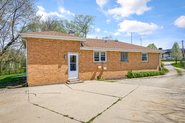 3N220 Rohlwing Road Addison, IL 60101 - Photo 17 of 23