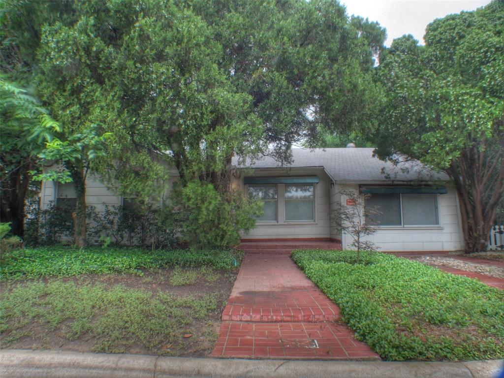 409 Jagoe Street Denton, TX 76201 - Photo 1 of 8
