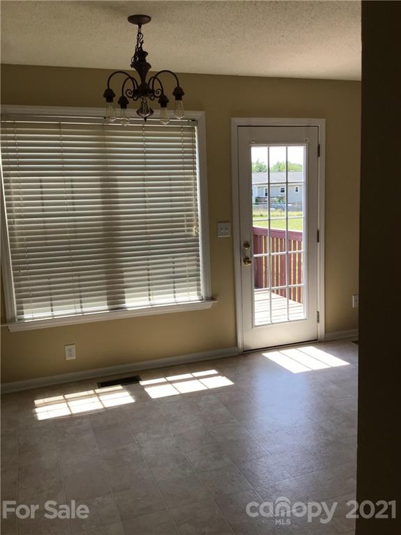 571 Sunset Ridge Lane Lexington, NC 27295 - Photo 14 of 20 Gallery Image 14