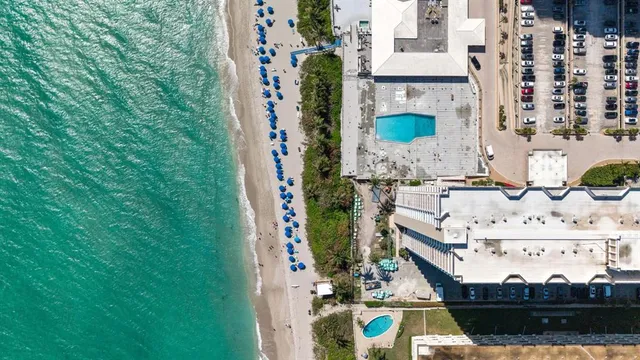 $2,999 | 1950 South Ocean Drive, Unit PHB, Hallandale Beach, FL 33009