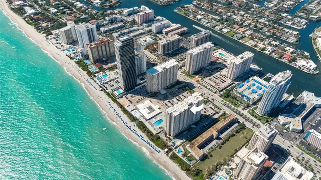 $2,999 | 1950 South Ocean Drive, Unit PHB, Hallandale Beach, FL 33009