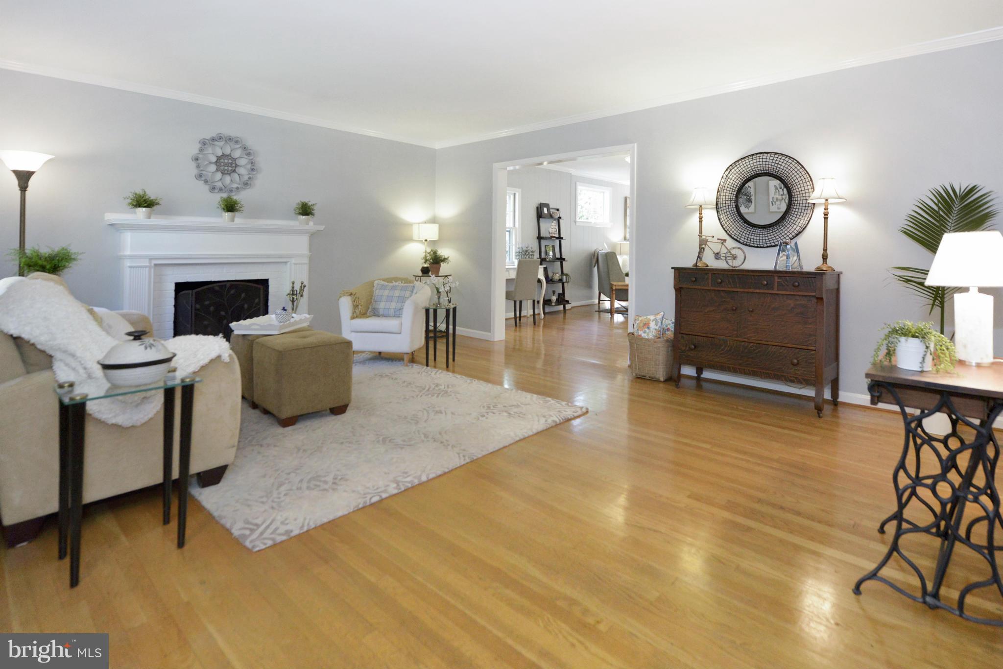 9228 Whitney Street Silver Spring, MD 20901 - Photo 4 of 30 Living Room