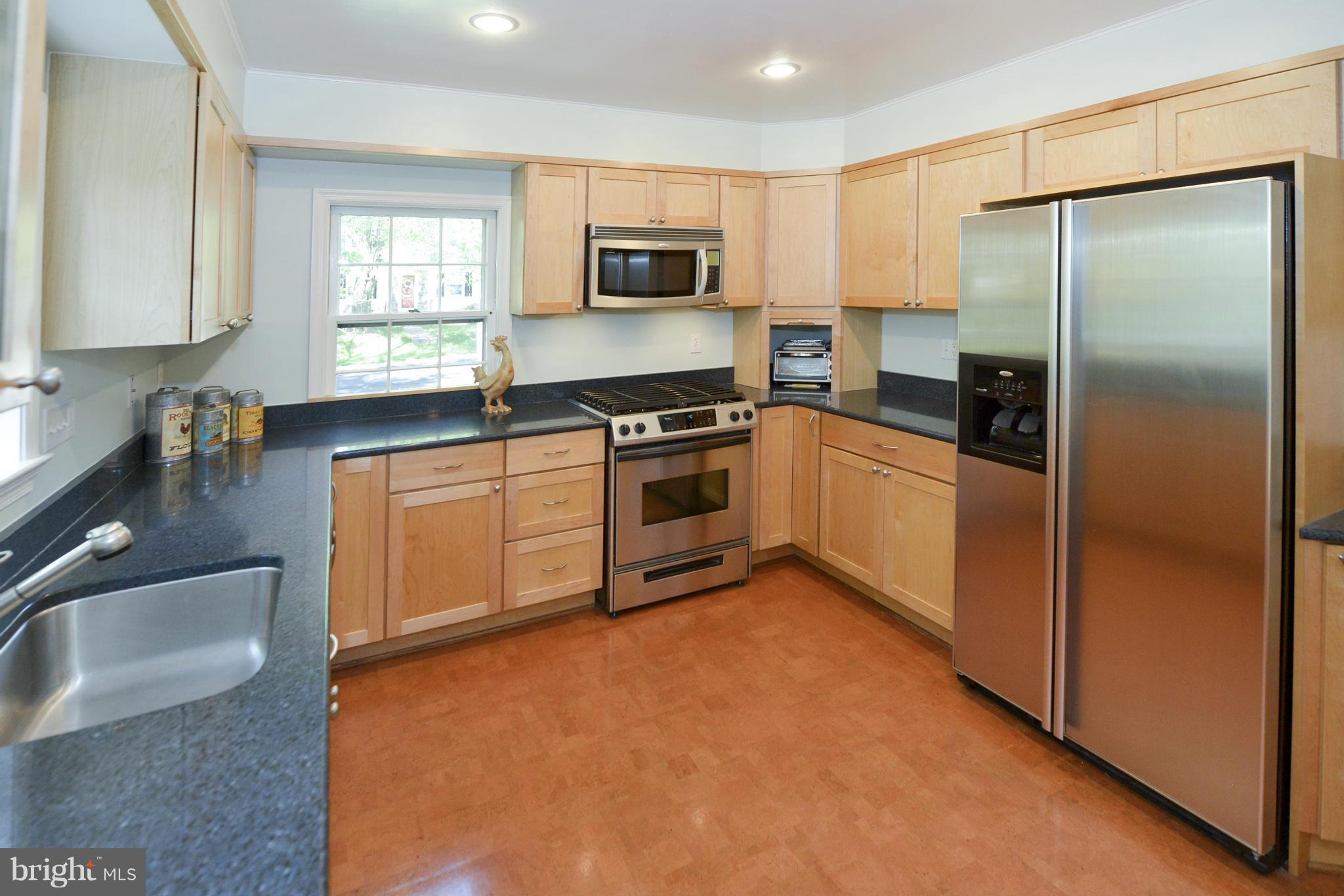 9228 Whitney Street Silver Spring, MD 20901 - Photo 7 of 30 Kitchen