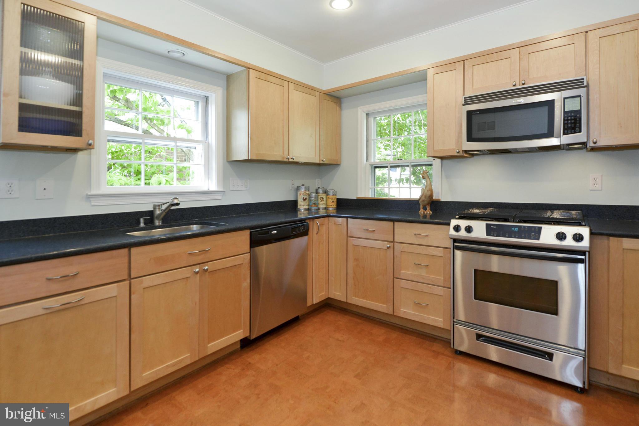 9228 Whitney Street Silver Spring, MD 20901 - Photo 8 of 30 Kitchen