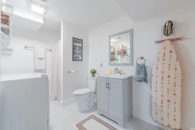 $349,900 | 7467 Windfree Lane, Bloomington, IN 47401