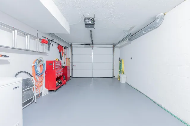 $349,900 | 7467 Windfree Lane, Bloomington, IN 47401