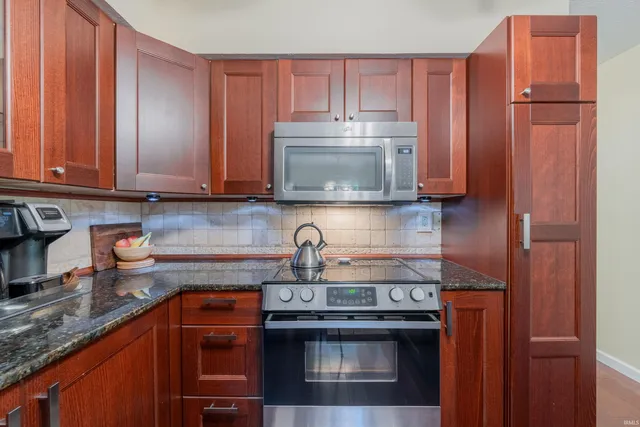 $349,900 | 7467 Windfree Lane, Bloomington, IN 47401