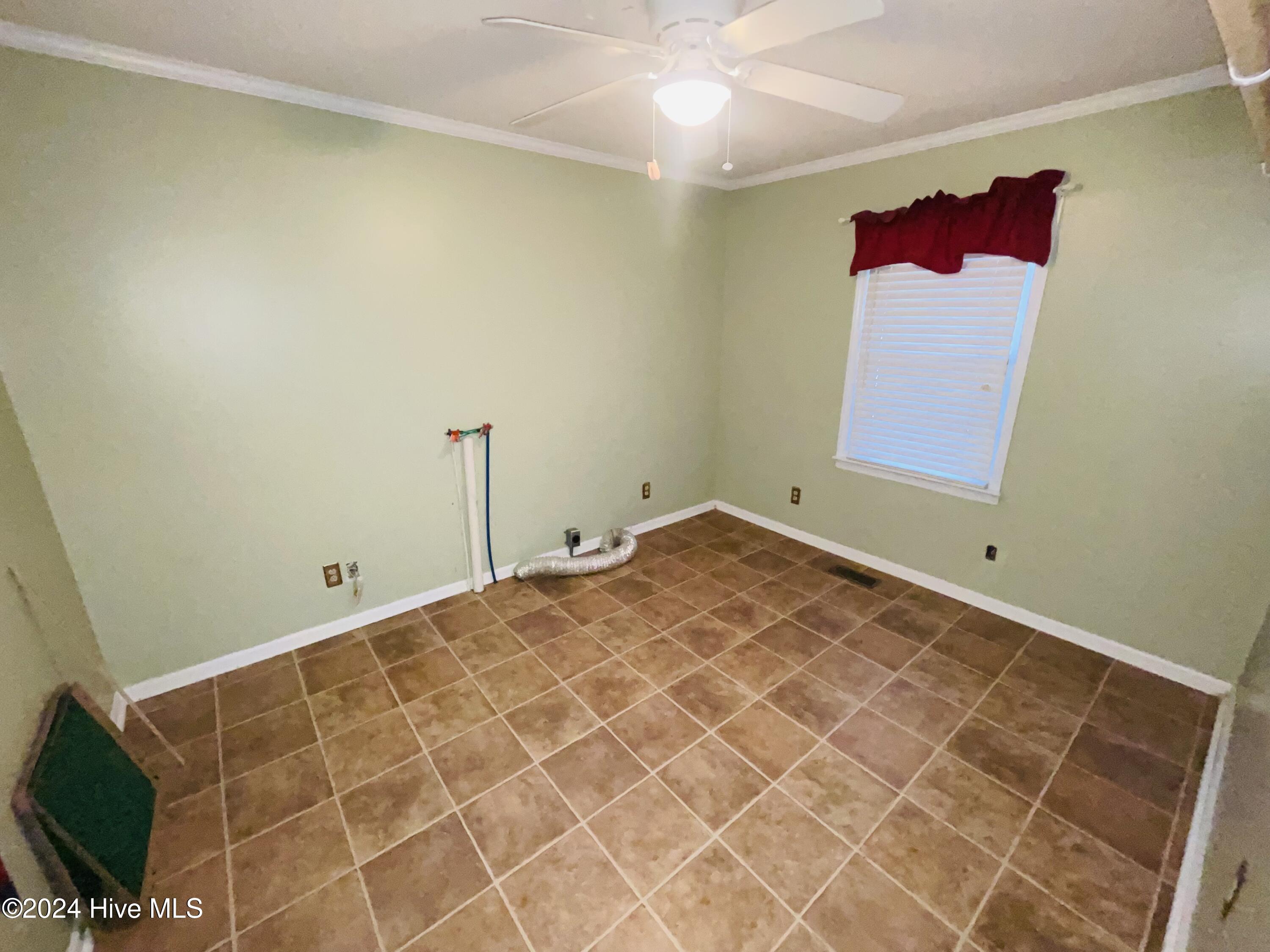 1029 Beautancus Road Mount Olive, NC 28365 - Photo 19 of 33 IMG_E8251