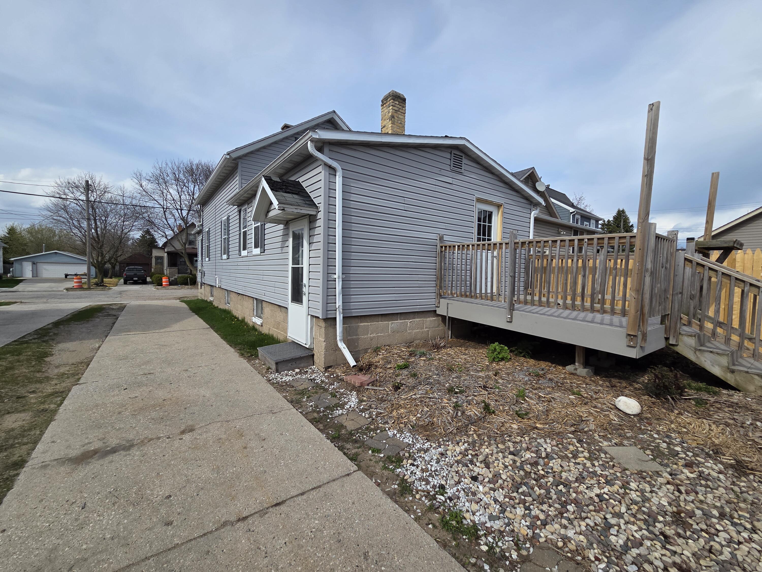 1005 19th Street Two Rivers, WI 54241 - Photo 29 of 30 20260504_161111