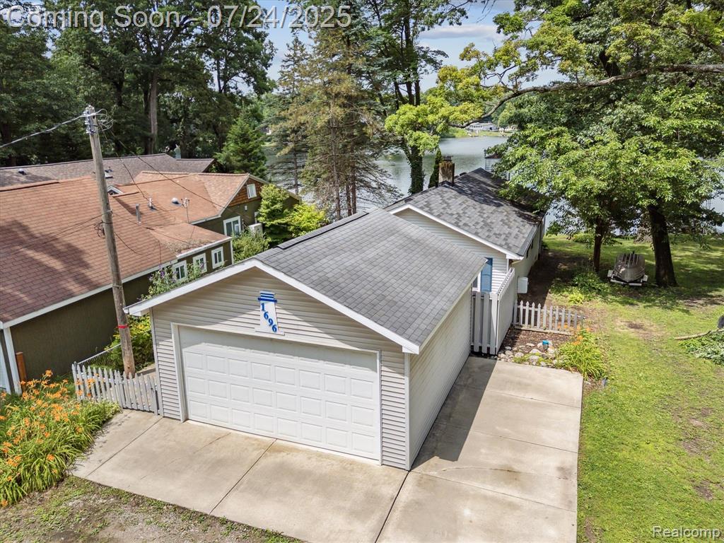 1696 Clark Lake Road Brighton, MI 48114 - Photo 46 of 58