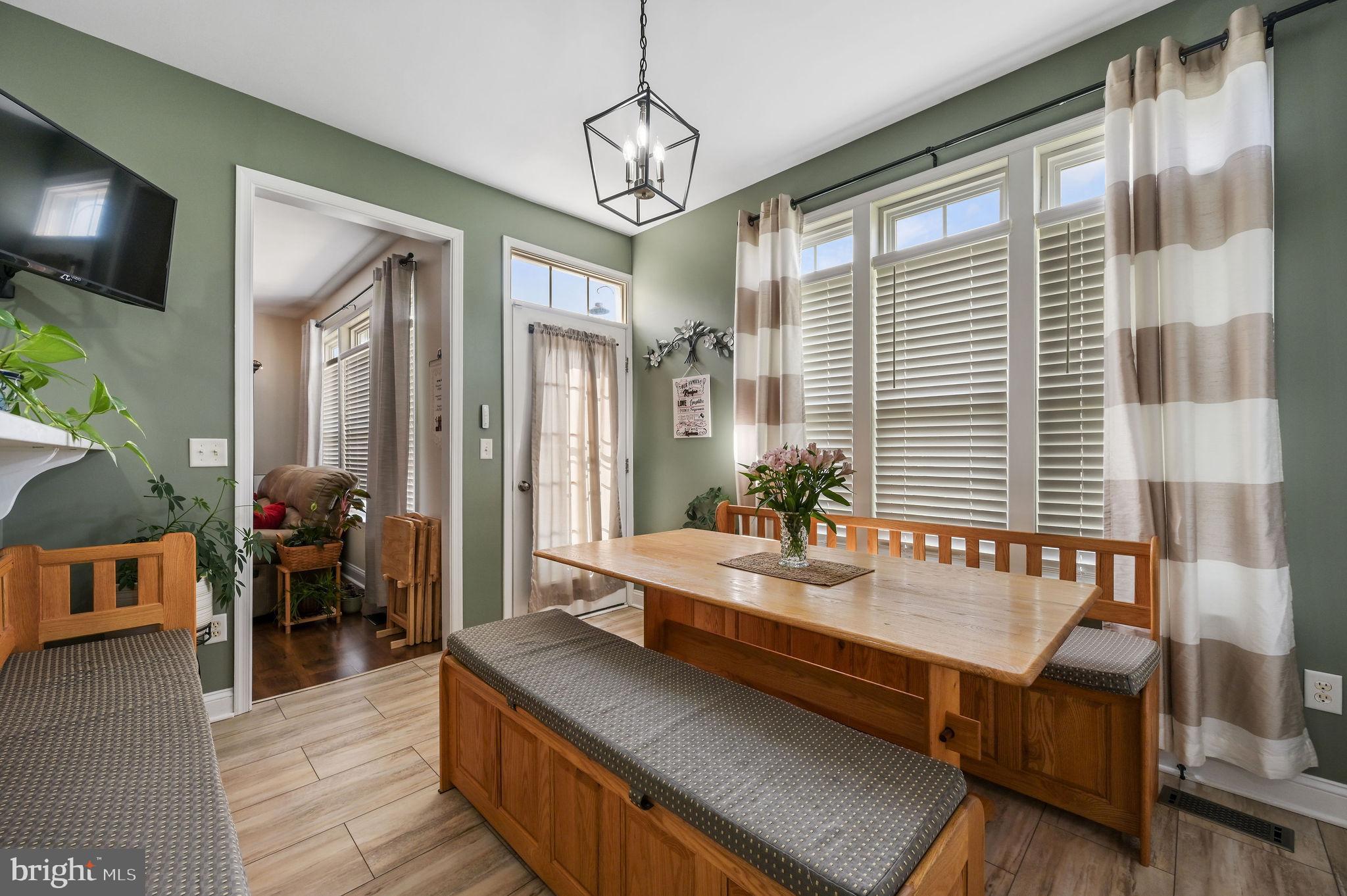 829 Fayette Road Smyrna, DE 19977 - Photo 14 of 34 Kitchen Dining