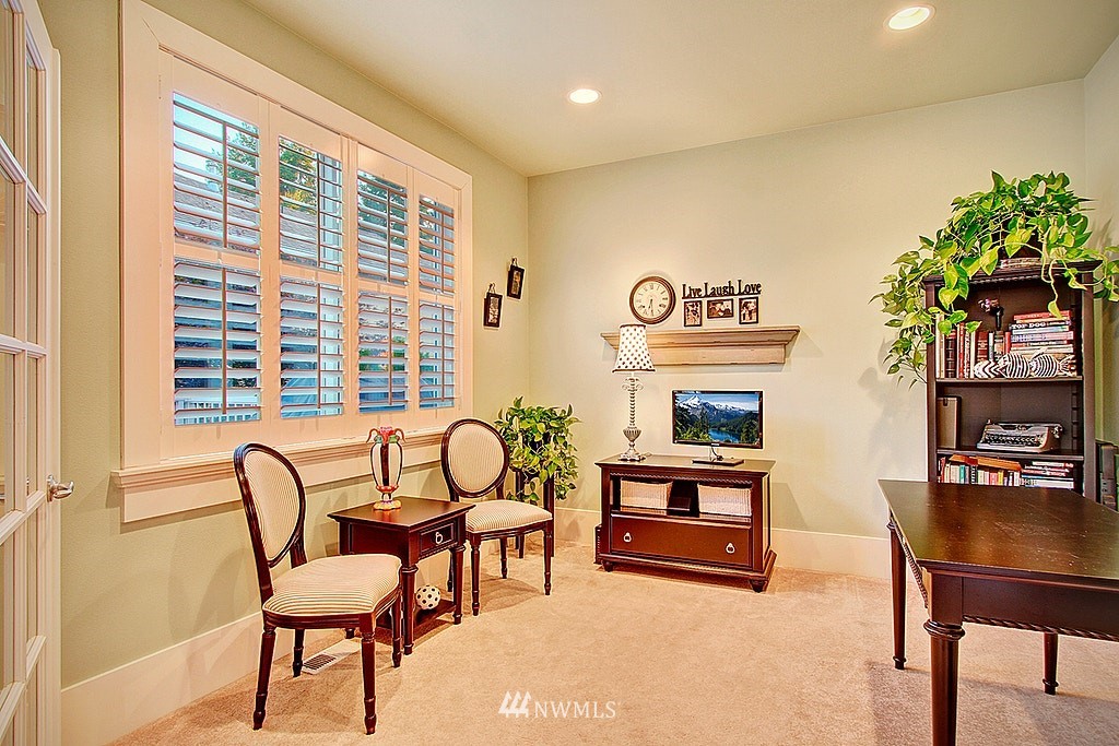 3725 Northeast 19th Street Renton, WA 98056 - Photo 13 of 25