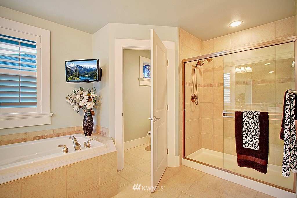 3725 Northeast 19th Street Renton, WA 98056 - Photo 18 of 25