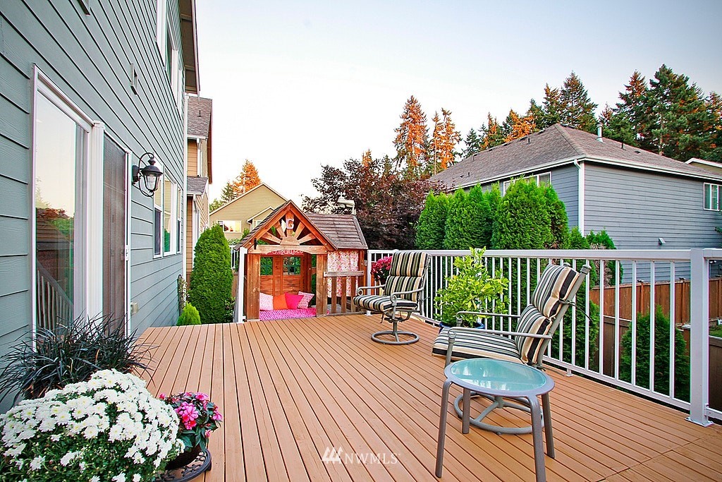 3725 Northeast 19th Street Renton, WA 98056 - Photo 24 of 25