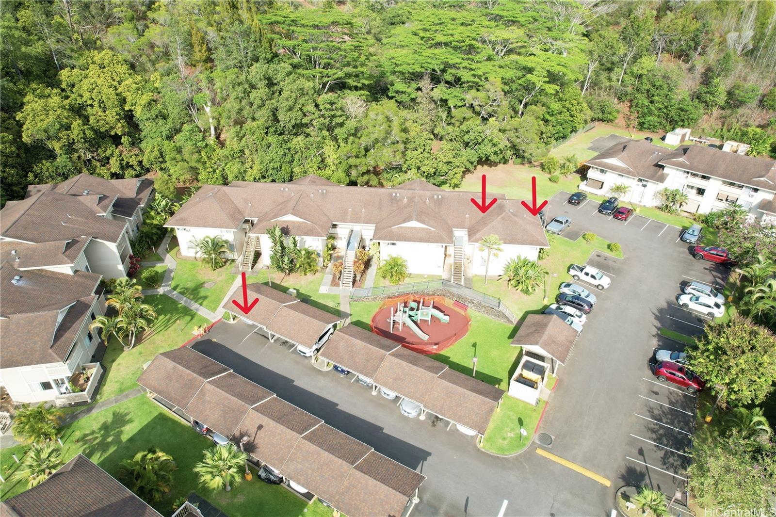 95-510 Wikao Street, Unit Q206 Mililani, HI 96789 - Photo 12 of 19 an outdoor space with seating area